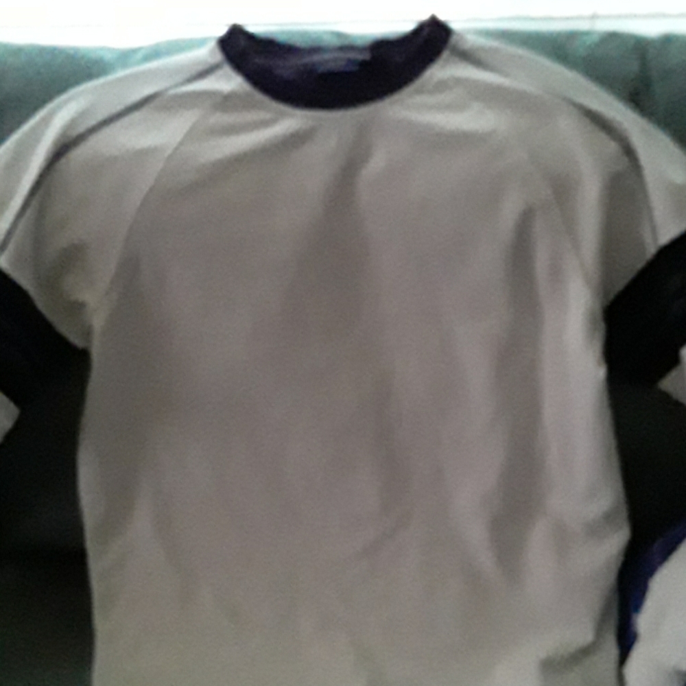 Shirt - Picture 8 of 8